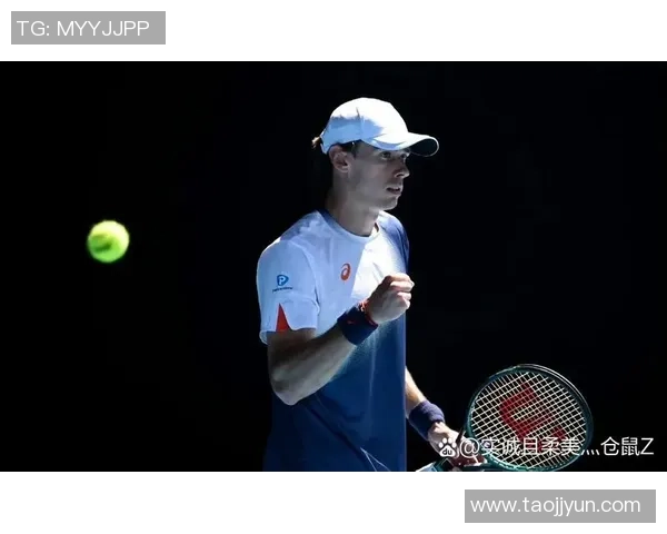 2-0开门红！ATP总决赛揭幕战，阿卡力克小野兔！年终榜首近在眼前